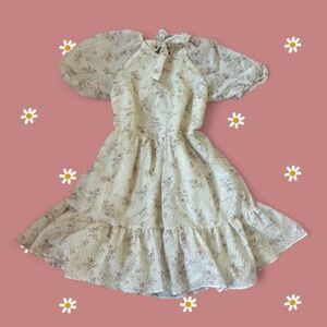 Urban Outfitters Women's Cream and White Floral Dress